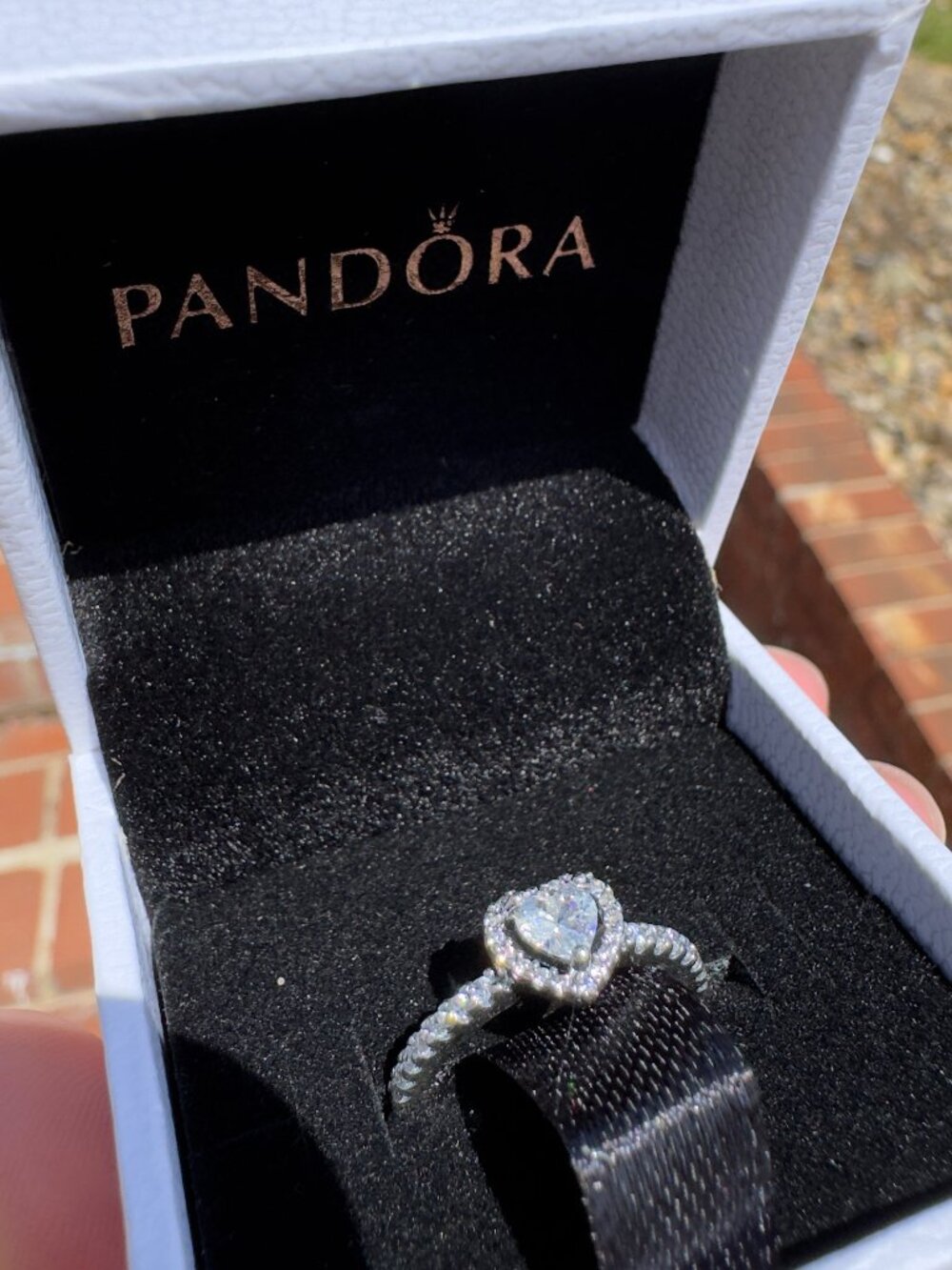 Pandora ring